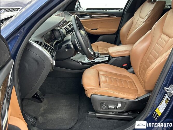 BMW X3 3.0i 40 interauto-car