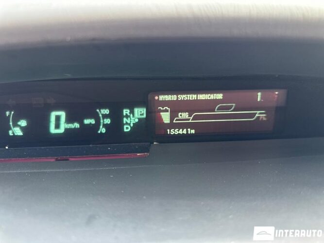 Toyota Prius 40 interauto-car