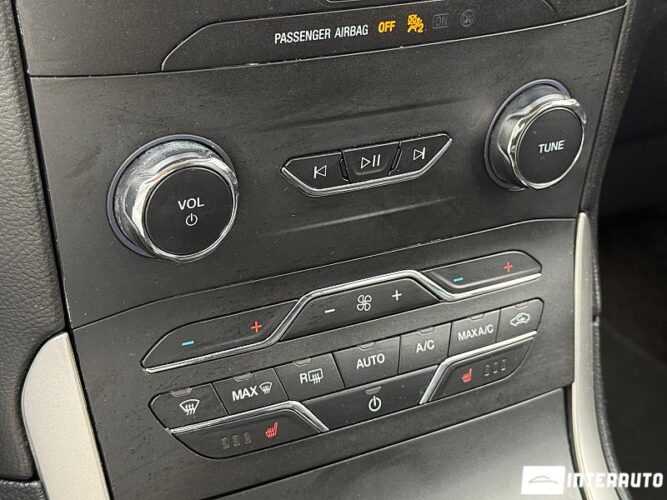 Ford Edge 48 interauto-car