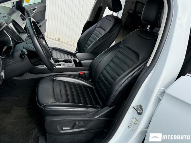 Ford Edge 42 interauto-car