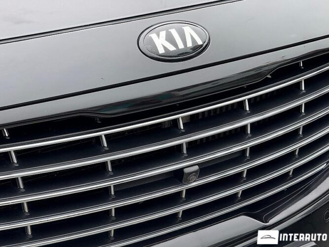 Kia Carnival 59 interauto-car