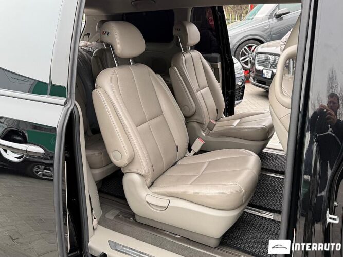 Kia Carnival 49 interauto-car