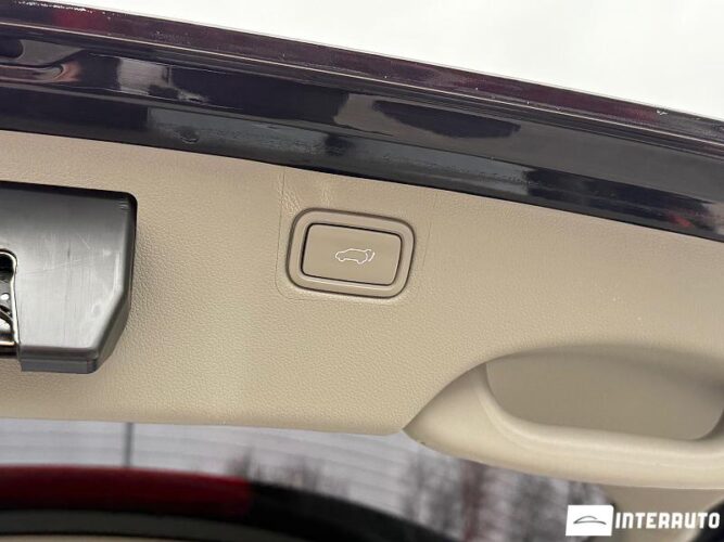 Kia Carnival 58 interauto-car