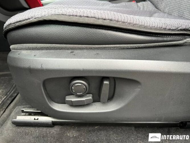 Land Rover Discovery Sport 46 interauto-car