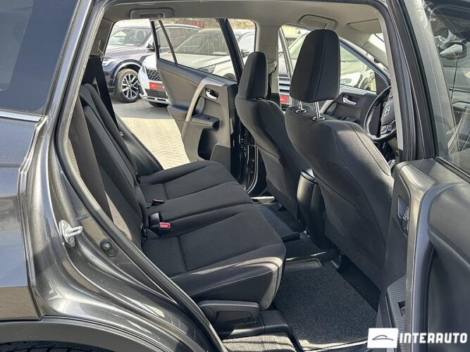 Toyota Rav-4 48 interauto-car