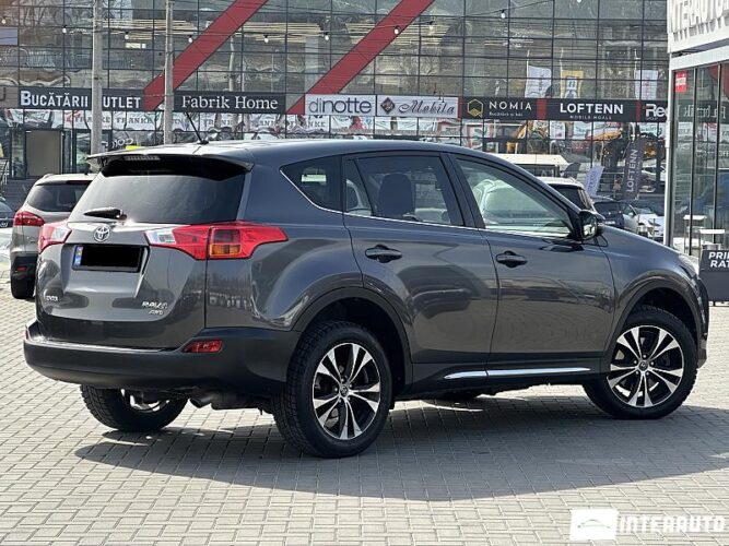 Toyota Rav-4 36 interauto-car