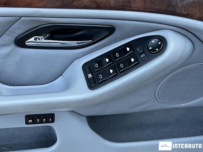 BMW 525 34 interauto-car