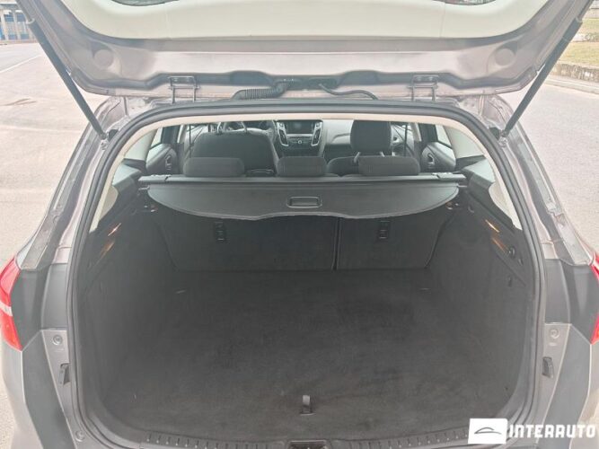 Ford Focus 35 interauto-car