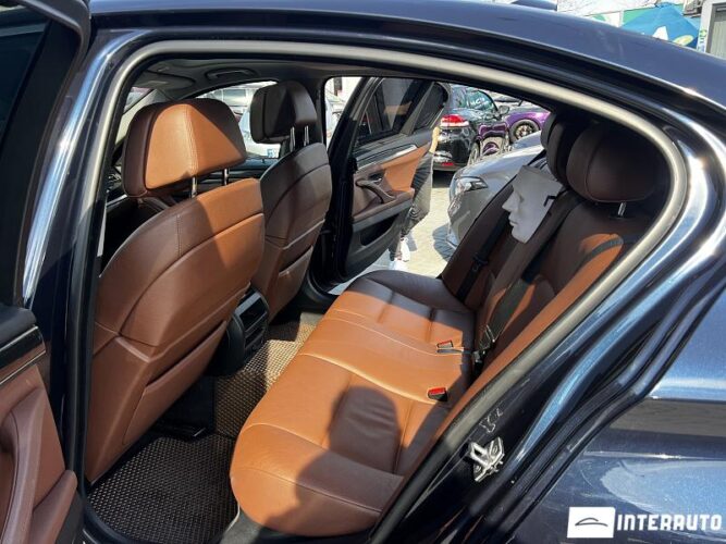 BMW 530 49 interauto-car