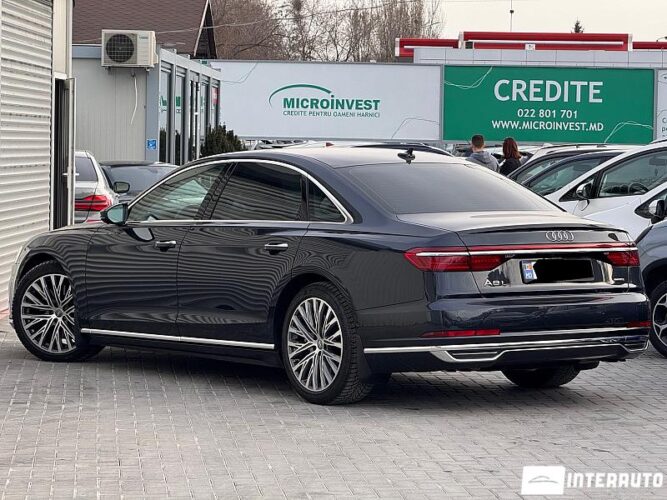 Audi A8 40 interauto-car