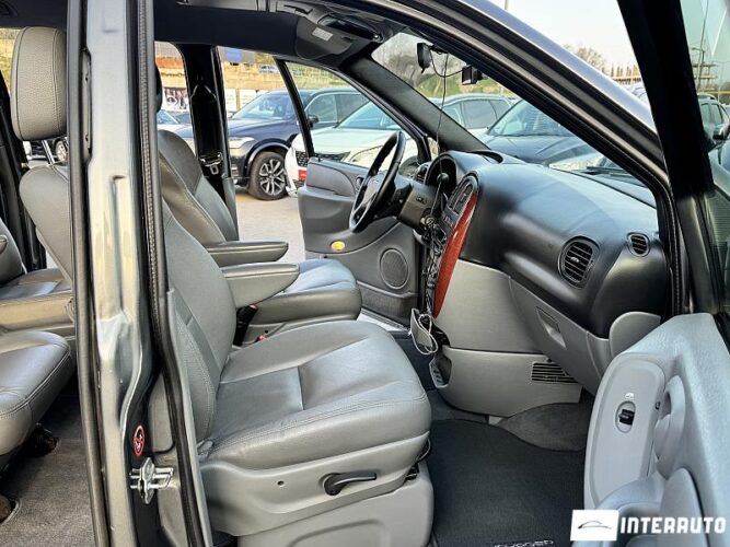 Chrysler Voyager 45 interauto-car
