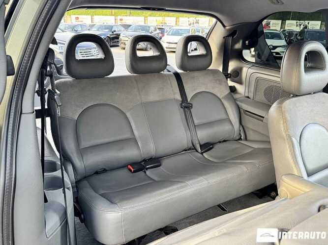 Chrysler Voyager 43 interauto-car