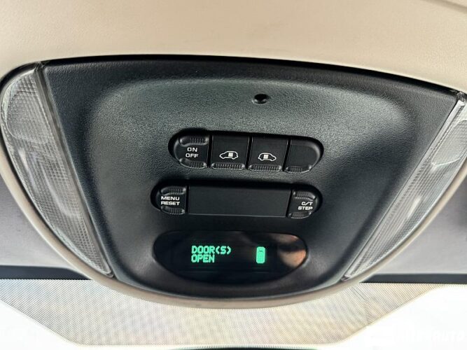 Chrysler Voyager 50 interauto-car