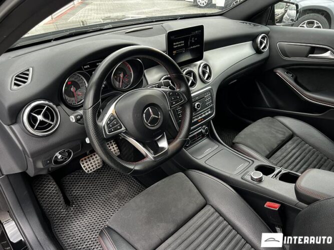 Mercedes GLA 180 37 interauto-car
