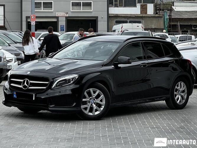 Mercedes GLA 180 30 interauto-car