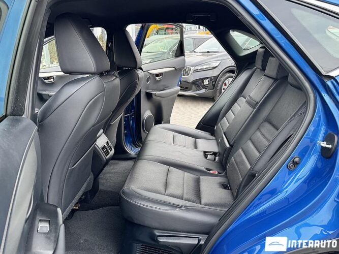 Lexus NX 300H 45 interauto-car