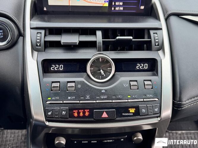 Lexus NX 300H 43 interauto-car