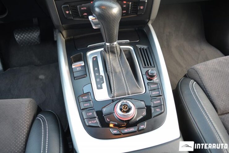 Audi Q5 40 interauto-car