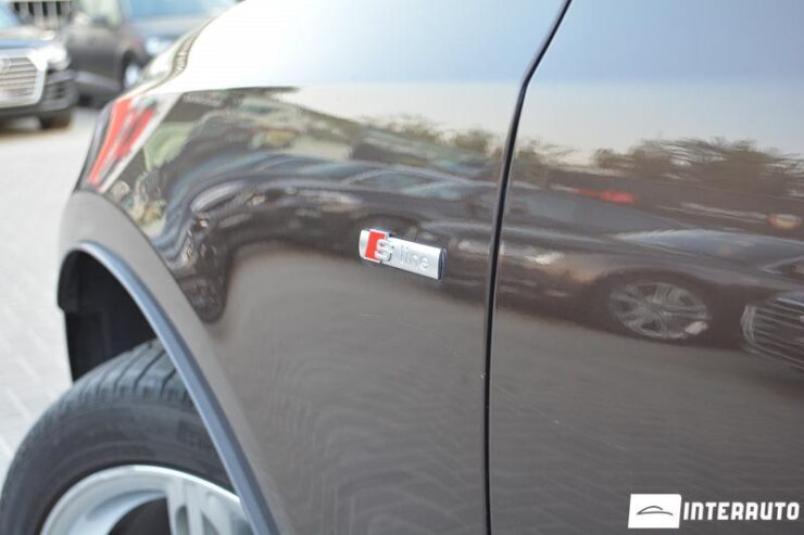 Audi Q5 44 interauto-car