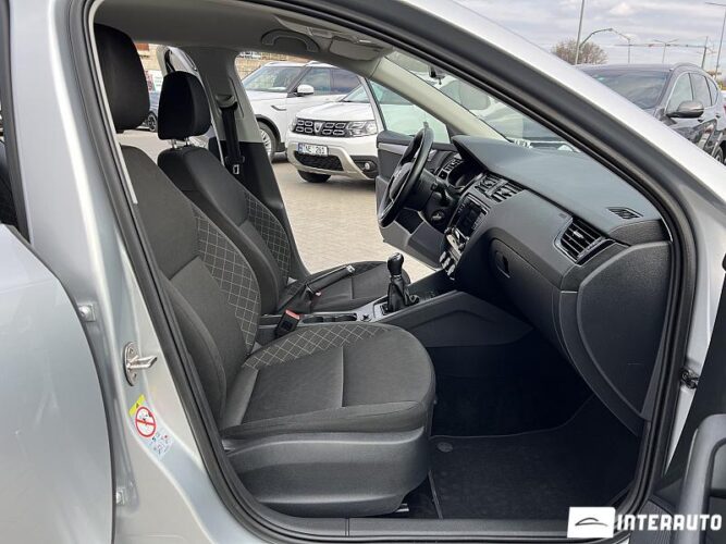 Skoda Octavia 42 interauto-car