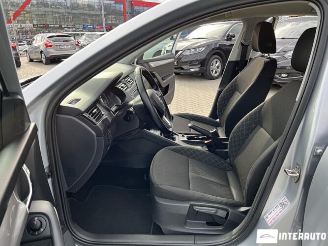 Skoda Octavia 33 interauto-car