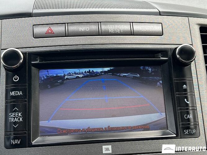 Toyota Venza 42 interauto-car