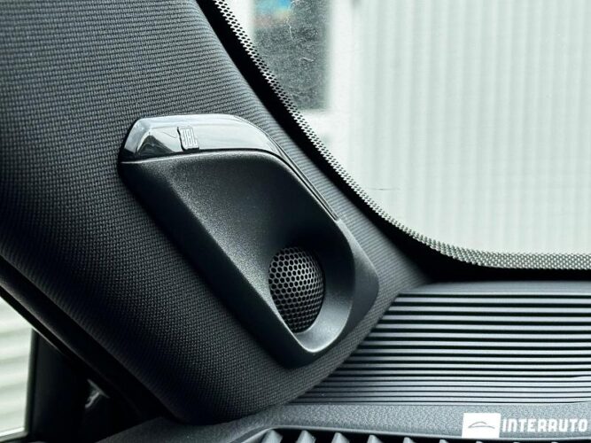 Toyota Venza 50 interauto-car