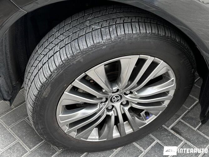 Toyota Venza 59 interauto-car