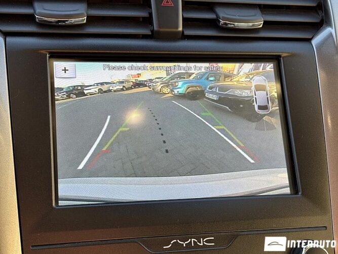 Ford Fusion 43 interauto-car