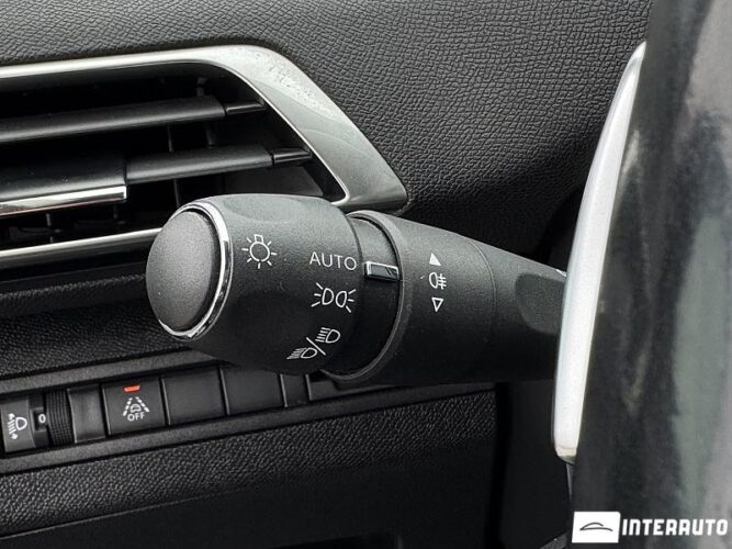 Peugeot 5008 57 interauto-car