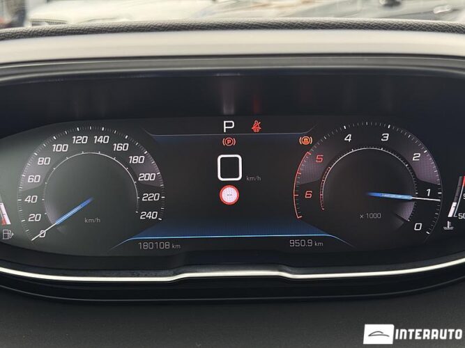 Peugeot 5008 43 interauto-car