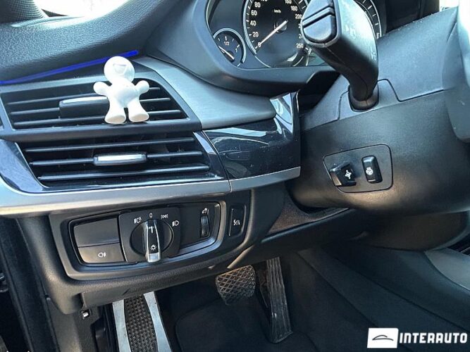 BMW X5 4.0e 42 interauto-car