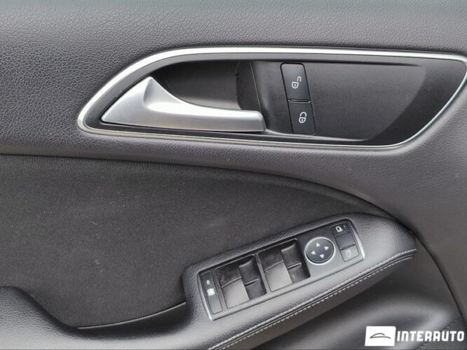 Mercedes B 180 43 interauto-car