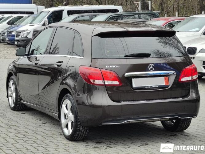 Mercedes B 180 31 interauto-car