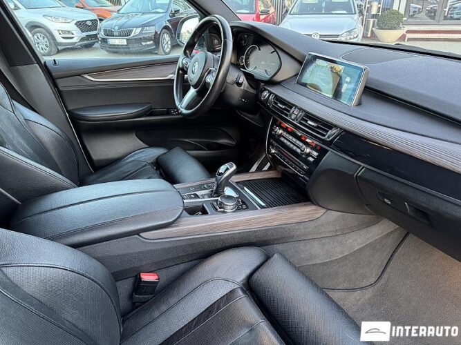 BMW X5 2.5D 58 interauto-car