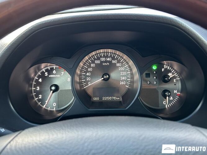 Lexus GS 300 43 interauto-car