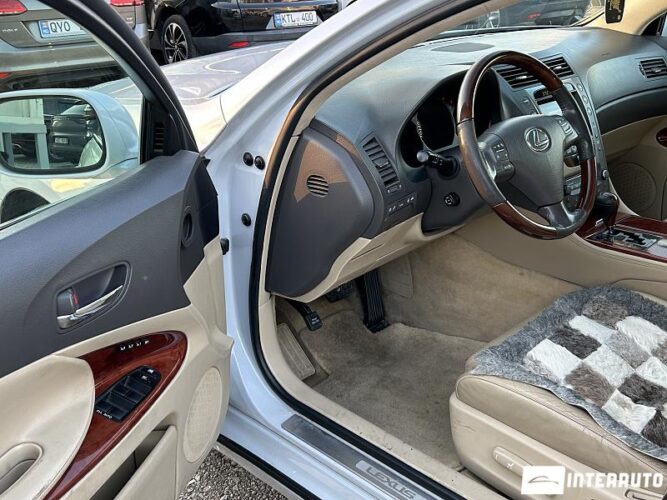 Lexus GS 300 37 interauto-car