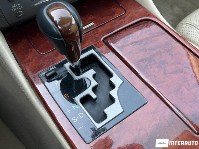 Lexus GS 300 46 interauto-car