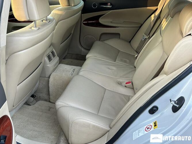 Lexus GS 300 50 interauto-car