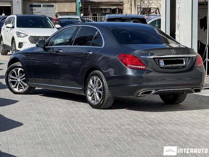 Mercedes C 300 39 mercedes C 300 2016