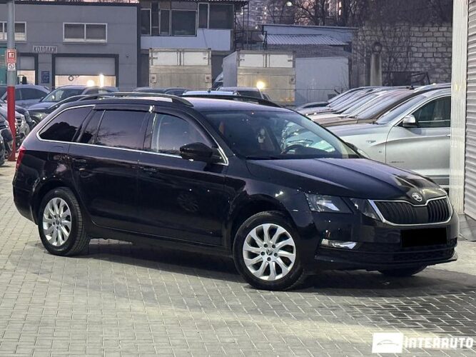 Skoda Octavia 2017 doar la InterAuto