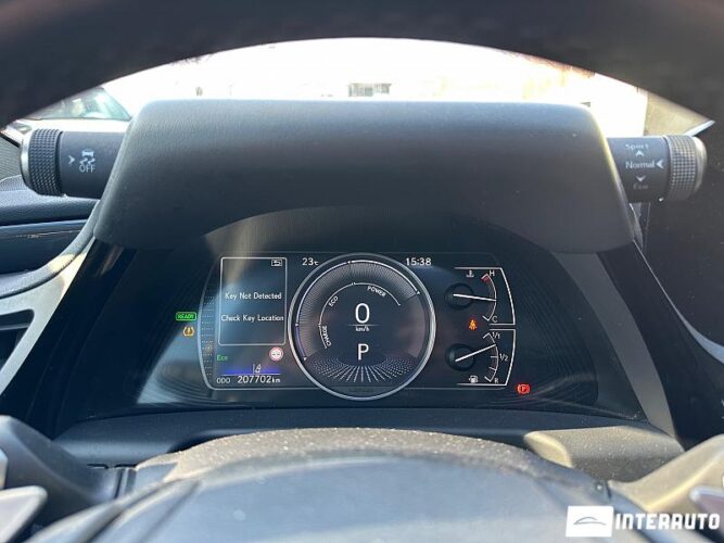 Lexus ES 300h 43 interauto-car