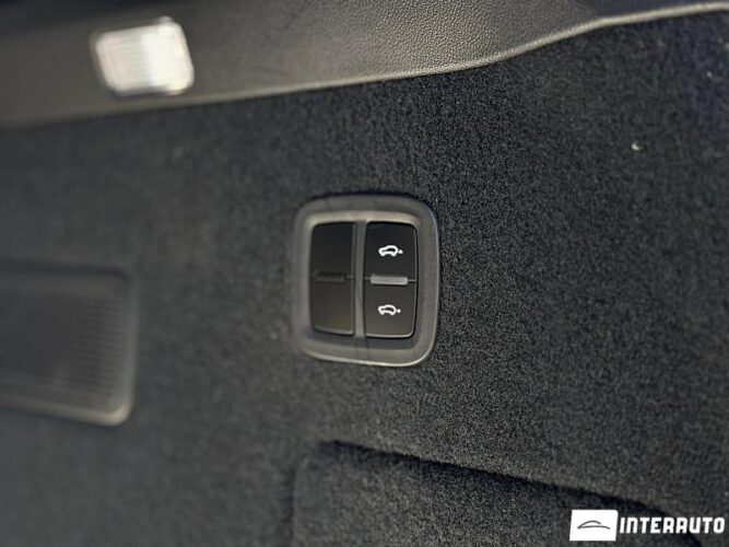 Porsche Cayenne 62 interauto-car