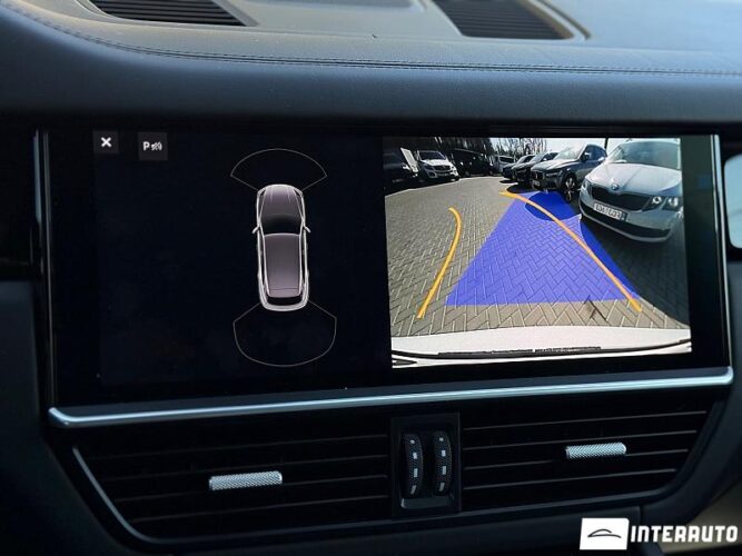 Porsche Cayenne 56 interauto-car