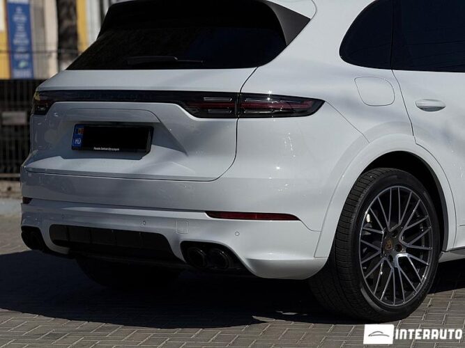 Porsche Cayenne 43 interauto-car