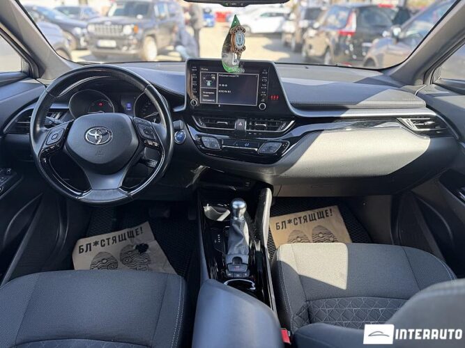 Toyota C-HR 48 interauto-car