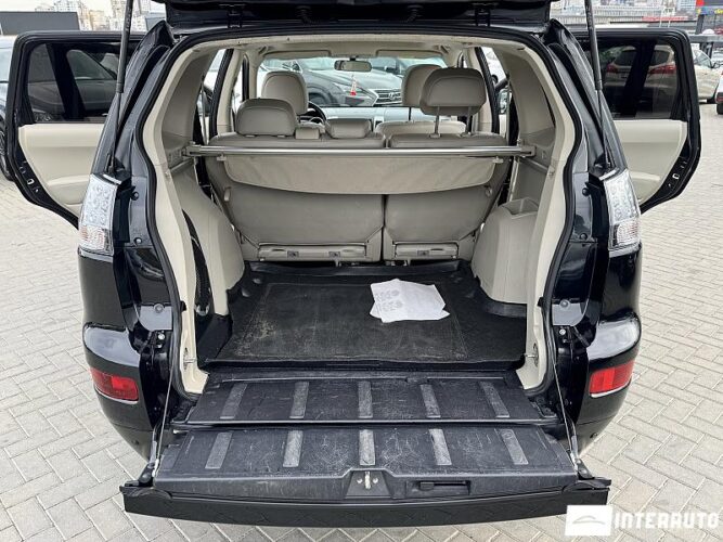 Mitsubishi Outlander XL 55 interauto-car