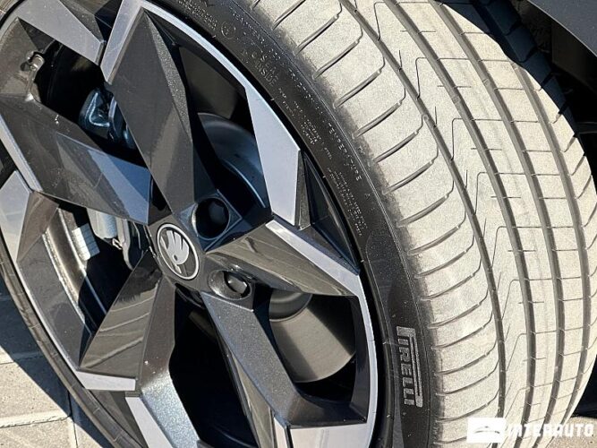 Skoda Superb 62 interauto-car