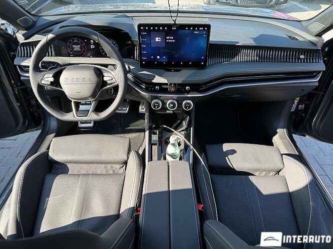 Skoda Superb 46 interauto-car