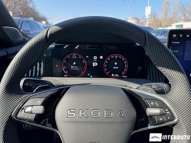 Skoda Superb 48 interauto-car